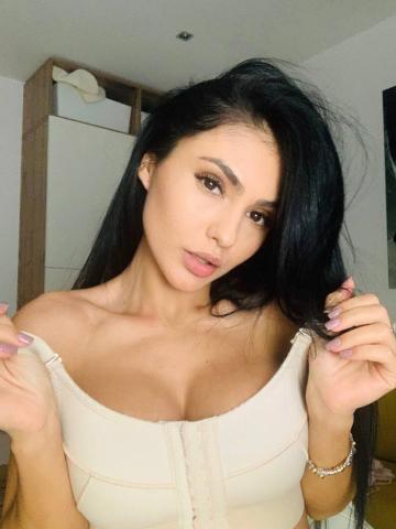 Ева Толстушка Добрая